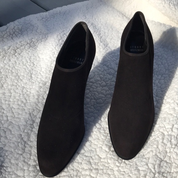 Stuart Weitzman Cocoa Suede Ankle Boots - Picture 3 of 8